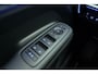 Hyundai Santa Fe 1.6 T-GDI 216pk HEV Automaat Premium Sky 7.pers | Lederen bekleding | Trekhaak | Panoramisch schuifdak | Head-up display | Stoelverwarming | Dakrails | Full Led verlichting | Keyless