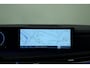 Hyundai Santa Fe 1.6 T-GDI 216pk HEV Automaat Premium Sky 7.pers | Lederen bekleding | Trekhaak | Panoramisch schuifdak | Head-up display | Stoelverwarming | Dakrails | Full Led verlichting | Keyless