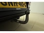 Hyundai Santa Fe 1.6 T-GDI 216pk HEV Automaat Premium Sky 7.pers | Lederen bekleding | Trekhaak | Panoramisch schuifdak | Head-up display | Stoelverwarming | Dakrails | Full Led verlichting | Keyless