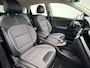 Kia Niro EV e-Niro DynamicLine 64 kWh SOH 97,6% | Warmtepomp | Camera | Carplay&Android | Navigatie | Stoel/Stuurverwarming