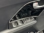 Kia Niro EV e-Niro DynamicLine 64 kWh SOH 97,6% | Warmtepomp | Camera | Carplay&Android | Navigatie | Stoel/Stuurverwarming
