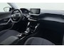 Peugeot e-2008 EV Active Pack 50 kWh | SoH 96,4% | Cruise control | Stoelverwarming | Parkeersensoren | Navigatie | Airco | Apple carplay/Android auto | Verkeersborddetectie | Hill-hold