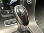 Volvo V60 2.4 D6 AWD PLUG-IN HYBRID SUMMUM LEDER NAVIGATIE CRUISE CONTROL BLUETOOTH TELEFOON RIJSTROOKSENSOREN DODEHOEKSENSOREN TREKHAAK ZEER MOOI !!