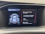 Volvo V60 2.4 D6 AWD PLUG-IN HYBRID SUMMUM LEDER NAVIGATIE CRUISE CONTROL BLUETOOTH TELEFOON RIJSTROOKSENSOREN DODEHOEKSENSOREN TREKHAAK ZEER MOOI !!