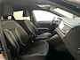 Volkswagen Polo 1.0 TSI DSG Highline Business R Stoelverwarming DAB+ Virtual Cockpit Parkeersensoren