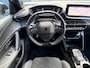 Peugeot e-2008 EV 54kWh 156pk GT | Navigatie | Carplay/Android Auto | 18 Inch | Schuifdak | Alcantara | Massage