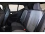 Volvo XC40 T4 Recharge Core Bright - IntelliSafe Assist & Surround - Parkeercamera achter - Verwarmde voorstoelen & stuur - Parkeersensoren voor & achter - Draadloze tel. lader - Extra getint glas - Inklapbare trekhaak - 19' LMV