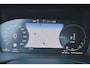 Volvo XC40 T4 Recharge Core Bright - IntelliSafe Assist & Surround - Parkeercamera achter - Verwarmde voorstoelen & stuur - Parkeersensoren voor & achter - Draadloze tel. lader - Extra getint glas - Inklapbare trekhaak - 19' LMV