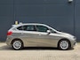 BMW 2-Serie Active Tourer 218i Executive / NIEUWE OH.BEURT + APK-KEURING + ACCU / VOOR DE VOLLE 100% RIJKLAAR !