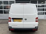 Volkswagen Transporter 2.0 TSI L1H1 Benzine Airco Cruise control Trekhaak 2000kg Trekgewicht Stoelverwarming Stuurwielbediening Telefoonverbinding 2-Persoons Bpm vrij voor particulier gebruik!!