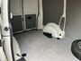 Volkswagen Transporter 2.0 TSI L1H1 Benzine Airco Cruise control Trekhaak 2000kg Trekgewicht Stoelverwarming Stuurwielbediening Telefoonverbinding 2-Persoons Bpm vrij voor particulier gebruik!!