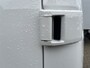 Volkswagen Transporter 2.0 TSI L1H1 Benzine Airco Cruise control Trekhaak 2000kg Trekgewicht Stoelverwarming Stuurwielbediening Telefoonverbinding 2-Persoons Bpm vrij voor particulier gebruik!!