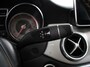 Mercedes-Benz CLA 180 Ambition Climate Control Navigatiesysteem Lichtmetalen velgen Parkeersensoren Panoramadak Led Cruise control