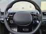 Hyundai Ioniq 5 Lounge 73kWh / SOH 100% / SOLAR dak / Fabrieksgarantie tot 05-2027 / Dealer onderhouden / Head Up Display  / CCS snelladen / Warmtepomp / Trekgewicht 1600 kg / Stuur- Stoel & Achterbank verwarming / Rondomzicht camera / Bose Audio Systeem /