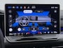 Volkswagen Golf 1.5 eTSI R-Line Edition | Pano dak | Head up Display | Harman/Kardon | Camera | 19" |