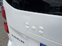 Peugeot Traveller 2.0 BlueHDi Airco Cruise controle Navigatiesysteem 8-Persoons Kantoorinrichting Parkeerhulp achter Apple carplay Euro 6