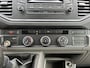 Volkswagen Crafter 35 2.0 TDI L4 DC Airco Cruise controle Trekhaak 3000kg trekgewicht 6-Persoons Euro 6 Dubbele cabine Telefoonverbinding Open laadbak Pick-up p-up Bakwagen Kieper