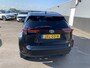 Toyota Yaris Cross 1.5 Hybrid First Edition Stoelverwarming, Parkeersensoren, Smart Key, LMV, LED, Achteruitrijcamera, Navigatie.
