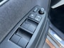 Toyota Yaris 1.5 Hybrid Executive Edition Stoelverwarming, HUD, Smart Key, LED, Navigatie, Parkeersensoren, leder/stof