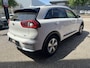 Kia Niro Hybrid 1.6 GDi ExecutiveLine // SCHUIF-KANTELDAK // LEDER // ELEK.STOEL+GEHEUGEN // DODEHOEK // JBL // KEYLESS // STOELVERKOELING-VERWARMING //