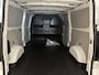 Ford E-Transit Cust. 340 L2H1 Trend 71 kWh Van €49.015,- voor €41.940,-