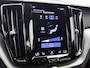 Volvo XC60 2.0 B5 R-Design | TREKHAAK | STOEL-STUURWIELVERWARMING | CAMERA | NAVIGATIE | HARMAN KARDON | ELEKTRISCHE STOELVERSTELLING