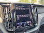 Volvo XC60 2.0 B5 R-Design | TREKHAAK | STOEL-STUURWIELVERWARMING | CAMERA | NAVIGATIE | HARMAN KARDON | ELEKTRISCHE STOELVERSTELLING