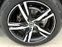 Volvo XC60 2.0 B5 R-Design | TREKHAAK | STOEL-STUURWIELVERWARMING | CAMERA | NAVIGATIE | HARMAN KARDON | ELEKTRISCHE STOELVERSTELLING