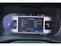 Volvo EC40 Extended Range Plus Black Ed. 82 kWh - Panoramadak - IntelliSafe Assist & Surround - 360º Camera - Verwarmde voorstoelen, stuur & achterbank - Parkeersensoren voor & achter - Elektr. bedienb. bestuurdersstoel met geheugen - Draadloze tel. lader - Warmtepomp - Extra getint glas - 20' LMV