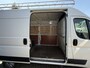 Peugeot Boxer 330 2.0 HDI L2H2 Navi / Airco