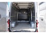 Volkswagen Crafter 35 2.0 TDI L3H3(L2H2) EURO6! 3-ZITS, 140PK, TREKHAAK, 18'' LMV, CRUISE, AIRCO, PARKEERSENSOREN
