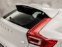 Volvo XC40 1.5 T4 Recharge Inscription 211Pk Automaat (APPLE CARPLAY, GROOT NAVI, MEMORY SEATS, LEDER, SPORTSTOELEN, KEYLESS, STOELVERWARMING, CAMERA, ELEK ACHTERKLEP, NIEUWSTAAT)