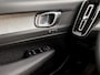 Volvo XC40 1.5 T4 Recharge Inscription 211Pk Automaat (APPLE CARPLAY, GROOT NAVI, MEMORY SEATS, LEDER, SPORTSTOELEN, KEYLESS, STOELVERWARMING, CAMERA, ELEK ACHTERKLEP, NIEUWSTAAT)