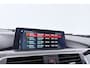 BMW 3-Serie Touring 318i High Executive (NAVIGATIE, TREKHAAK, STOELVERWARMING, DEALER ONDERHOUDEN, LEDER, LED)