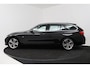 BMW 3-Serie Touring 318i High Executive (NAVIGATIE, TREKHAAK, STOELVERWARMING, DEALER ONDERHOUDEN, LEDER, LED)