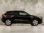 Audi Q2 35 TFSI S-Tronic Sport 150Pk Automaat (VIRTUAL COCKPIT, APPLE CARPLAY, GROOT NAVI, CLIMATE, STOELVERWARMING, SPORTSTOELEN, GETINT GLAS, PARKEERSENSOREN, CRUISE, NIEUWSTAAT)
