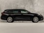 Skoda Octavia Combi 1.4 TSI iV PHEV Sport 218Pk Automaat (VIRTUAL COCKPIT, APPLE CARPLAY, GROOT NAVI, CAMERA, STOELVERWARMING, SPORTSTOELEN, GETINT GLAS, CRUISE, NIEUWE APK, NIEUWSTAAT)