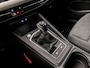 Volkswagen Golf 1.5 TSI Sport (4 CILINDER, APPLE CARPLAY, GROOT NAVI, STUUR/STOELVERWARMING, KEYLESS, GETINT GLAS, SPORTSTOELEN, PARKEERSENSOREN, SFEERVERLICHTING, NIEUWSTAAT)