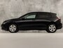 Volkswagen Golf 1.5 TSI Sport (4 CILINDER, APPLE CARPLAY, GROOT NAVI, STUUR/STOELVERWARMING, KEYLESS, GETINT GLAS, SPORTSTOELEN, PARKEERSENSOREN, SFEERVERLICHTING, NIEUWSTAAT)