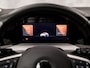 Volkswagen Golf 1.5 TSI Sport (4 CILINDER, APPLE CARPLAY, GROOT NAVI, STUUR/STOELVERWARMING, KEYLESS, GETINT GLAS, SPORTSTOELEN, PARKEERSENSOREN, SFEERVERLICHTING, NIEUWSTAAT)