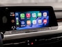 Volkswagen Golf 1.5 TSI Sport (4 CILINDER, APPLE CARPLAY, GROOT NAVI, STUUR/STOELVERWARMING, KEYLESS, GETINT GLAS, SPORTSTOELEN, PARKEERSENSOREN, SFEERVERLICHTING, NIEUWSTAAT)