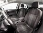 Volkswagen Golf 1.4 TSI Highline Sport 150Pk Automaat (NAVIGATIE, CLIMATE, STOELVERWARMING, XENON, GETINT GLAS, SPORTSTOELEN, PARKEERSENSOREN, LM VELGEN, TREKHAAK, NIEUWSTAAT)