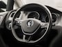 Volkswagen Golf 1.4 TSI Highline Sport 150Pk Automaat (NAVIGATIE, CLIMATE, STOELVERWARMING, XENON, GETINT GLAS, SPORTSTOELEN, PARKEERSENSOREN, LM VELGEN, TREKHAAK, NIEUWSTAAT)