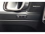Volvo XC40 T5 Recharge 262pk Plus Dark Aut. [ LED Comfortstoelen Stoel-en stuurverwarming ]