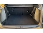 Peugeot e-2008 54KWH 156PK ALLURE AVANTAGE AUTOMAAT NAVI / LEDER / CLIMA / LED / PDC / 17" LMV / KEYLESS / CAMERA / CRUISECONTROL / 1E EIGENAAR / NIEUWSTAAT !!