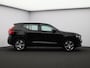 Volvo XC40 2.0 T4 Momentum / Adaptive Cruise / BLIS / Parkeercamera / Parkeersensoren V+A / All-Seasonbanden /