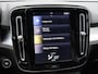 Volvo XC40 2.0 T4 Momentum / Adaptive Cruise / BLIS / Parkeercamera / Parkeersensoren V+A / All-Seasonbanden /
