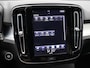 Volvo XC40 2.0 T4 Momentum / Adaptive Cruise / BLIS / Parkeercamera / Parkeersensoren V+A / All-Seasonbanden /