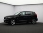 Volvo XC40 2.0 T4 Momentum / Adaptive Cruise / BLIS / Parkeercamera / Parkeersensoren V+A / All-Seasonbanden /