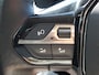 Peugeot e-208 EV 50kWh 136pk Allure Pack 3D cockpit | Apple Carplay & Android Auto | Achteruitrijcamera | Parkeersensoren | KEYLESS start | Cruise & Climate | LMV16